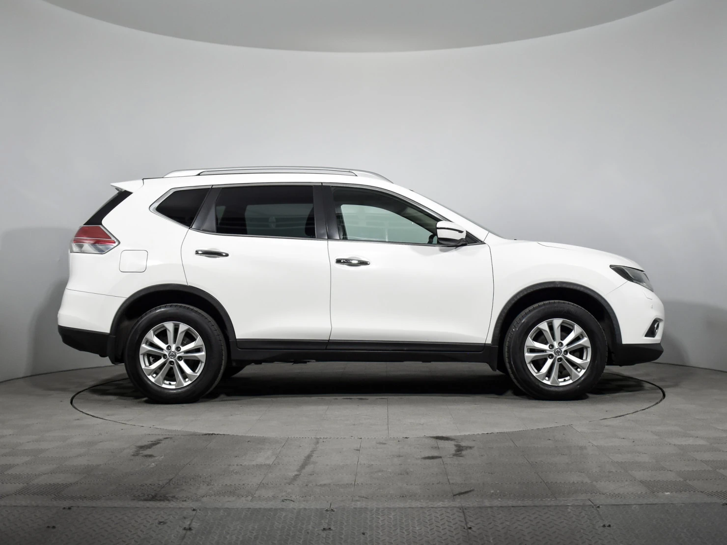 Nissan X-Trail, 2015