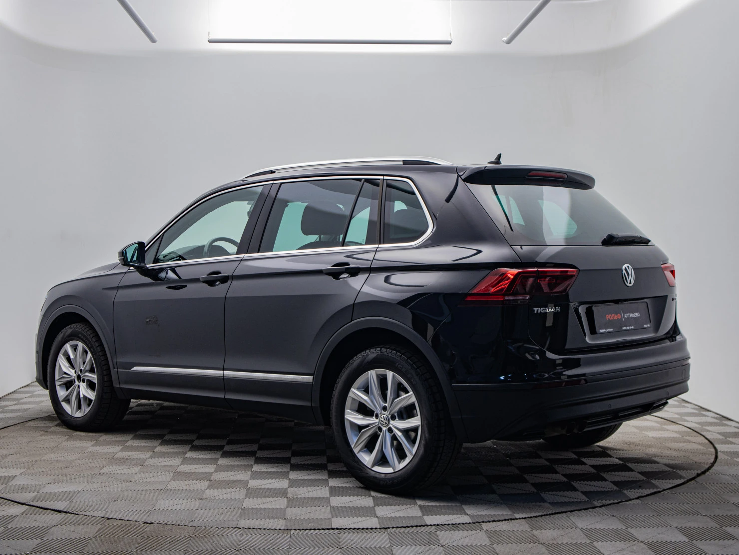 Volkswagen Tiguan, 2020