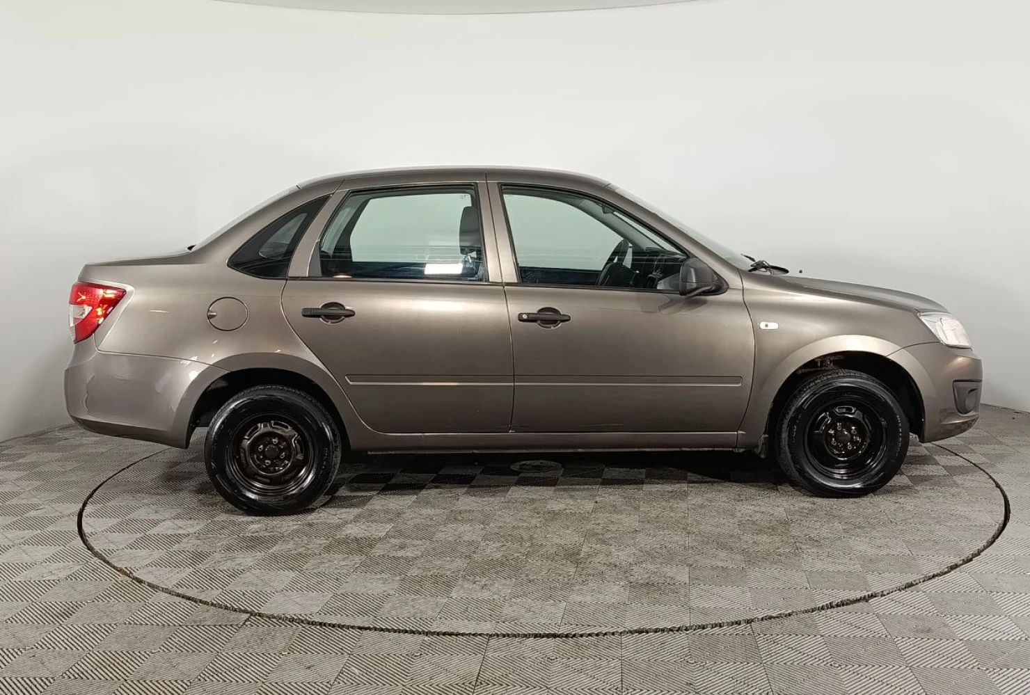 LADA (ВАЗ) Granta, 2018