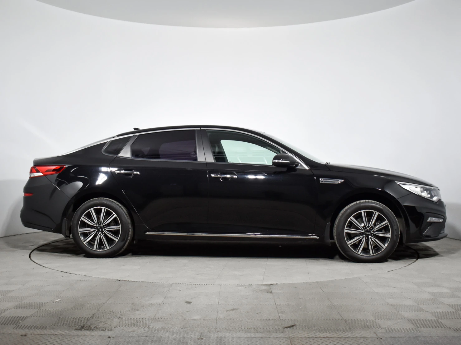 Kia Optima, 2019