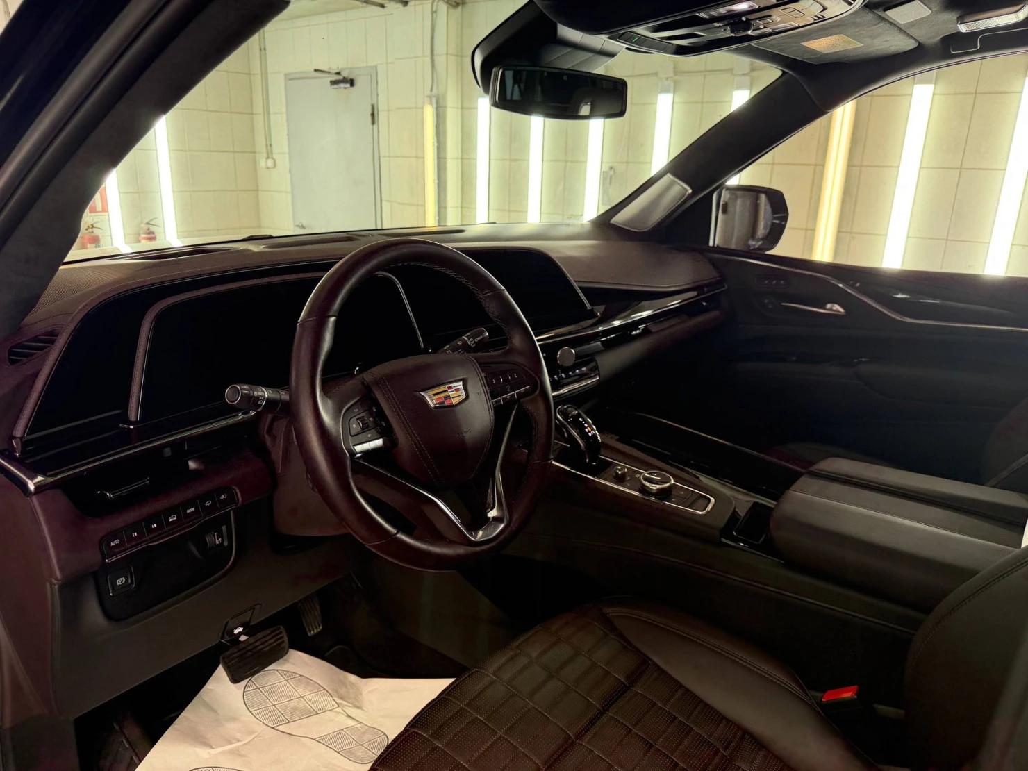 Cadillac Escalade, 2024