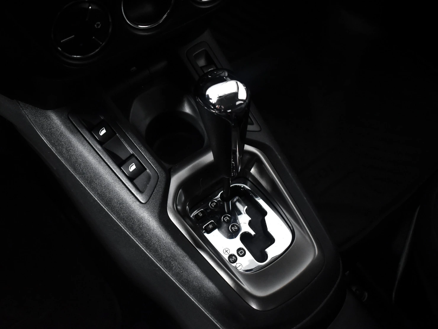 Peugeot 301, 2013
