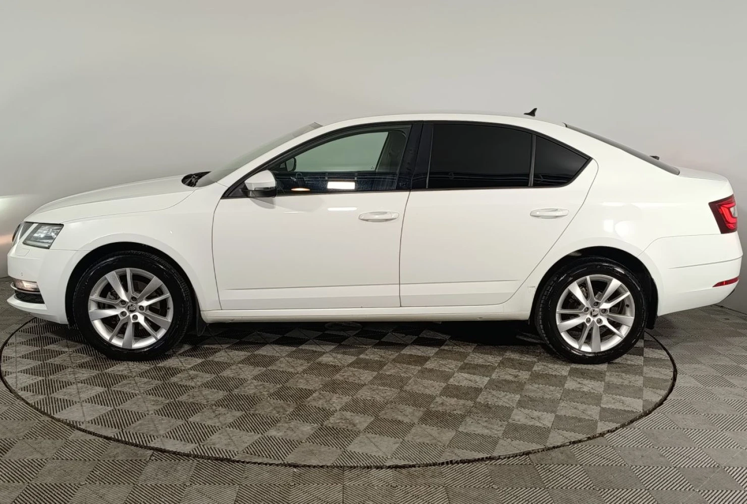 ŠKODA OCTAVIA, 2019