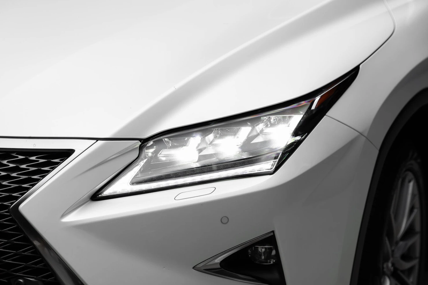 Lexus RX, 2016