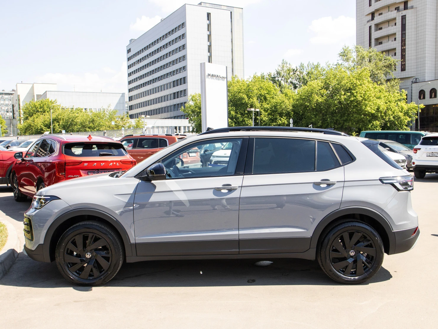 Volkswagen Tharu XR, 2025