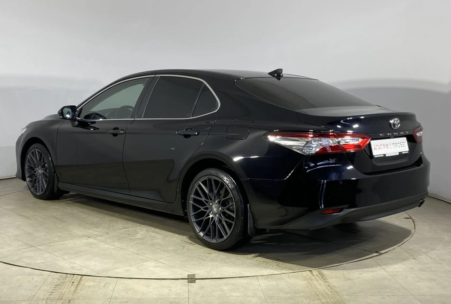 Toyota Camry, 2019