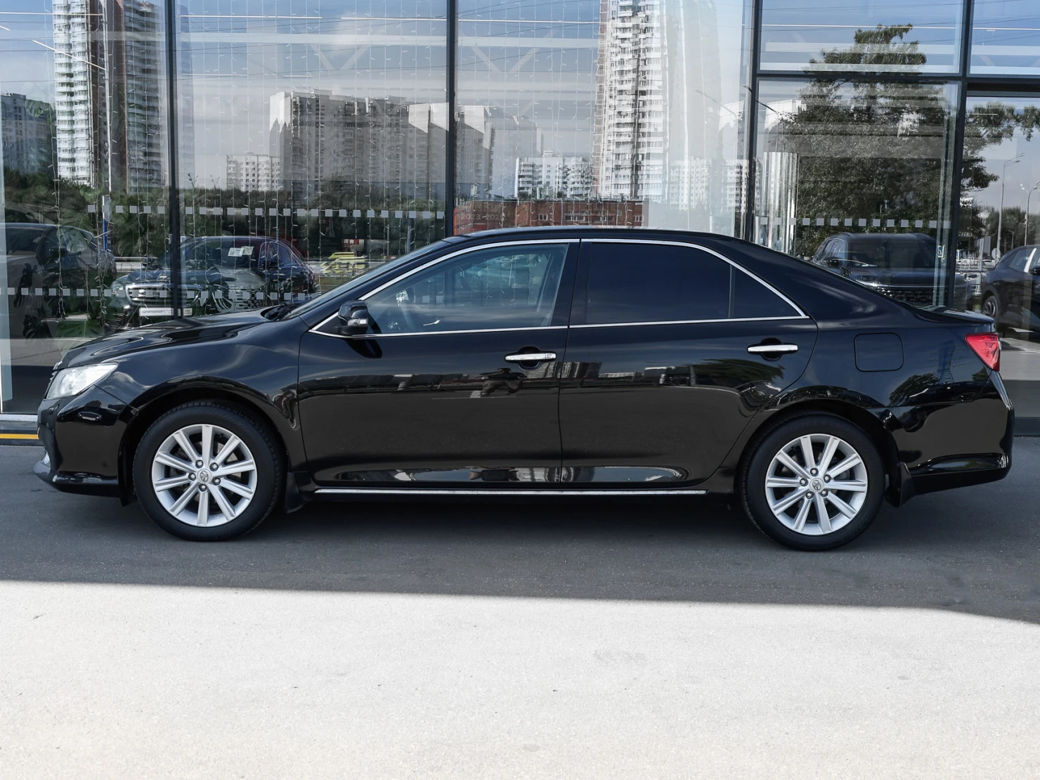 Toyota Camry, 2014