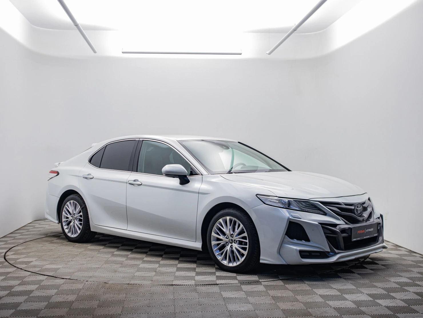 Toyota Camry, 2019
