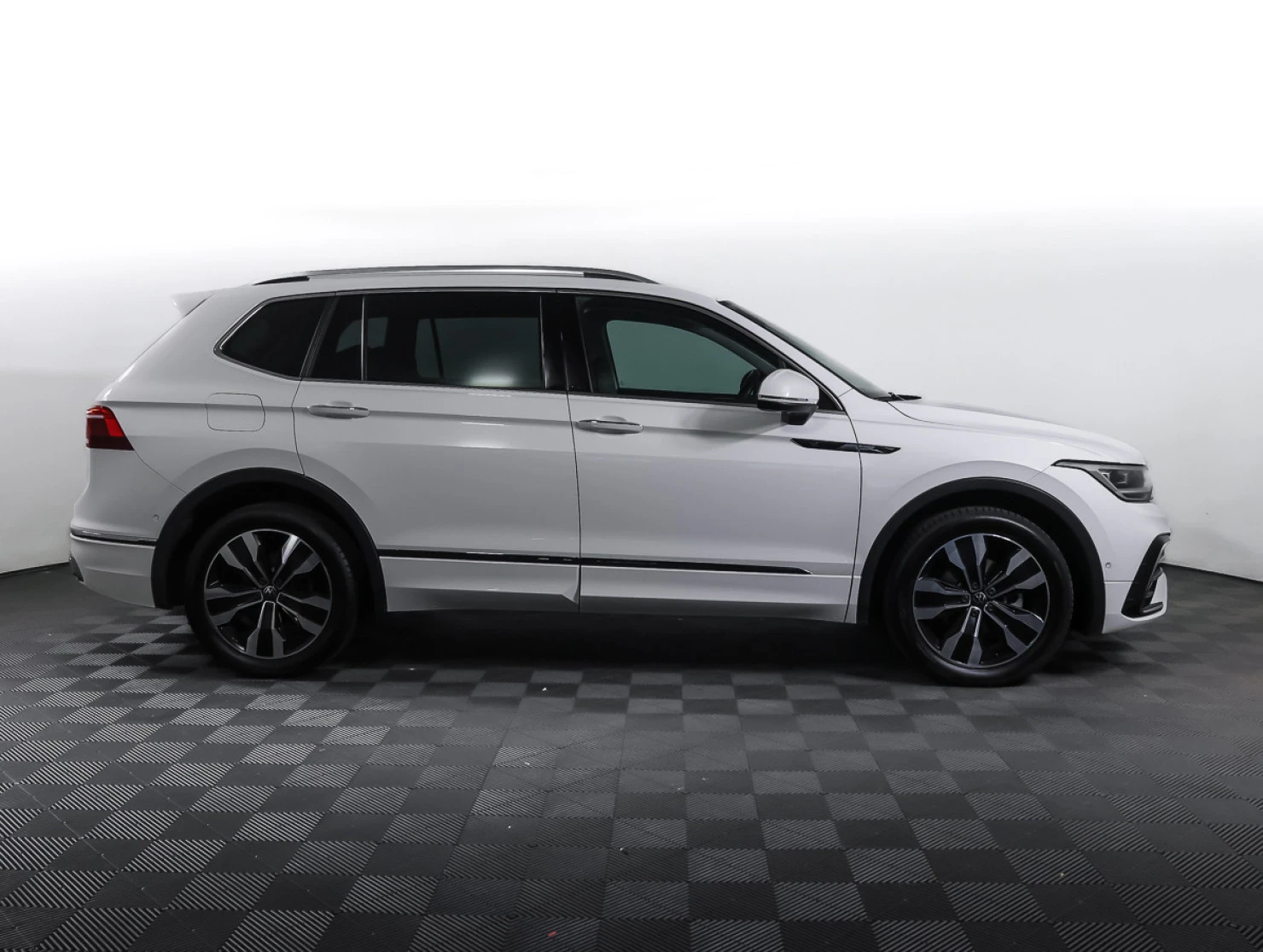 Volkswagen Tiguan, 2022