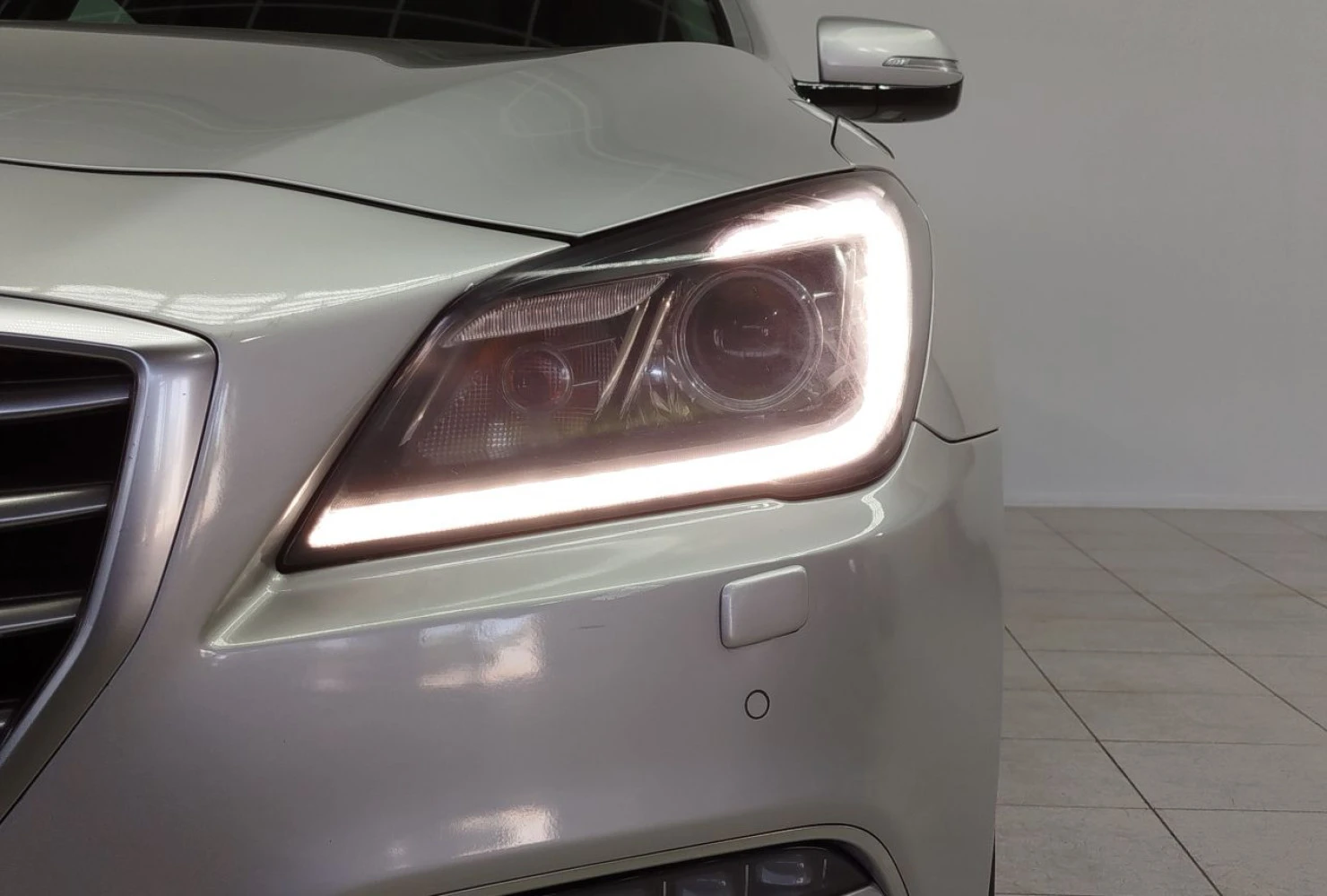 Hyundai Genesis, 2015