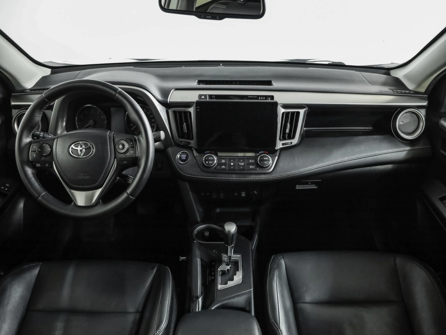 Toyota RAV4, 2015