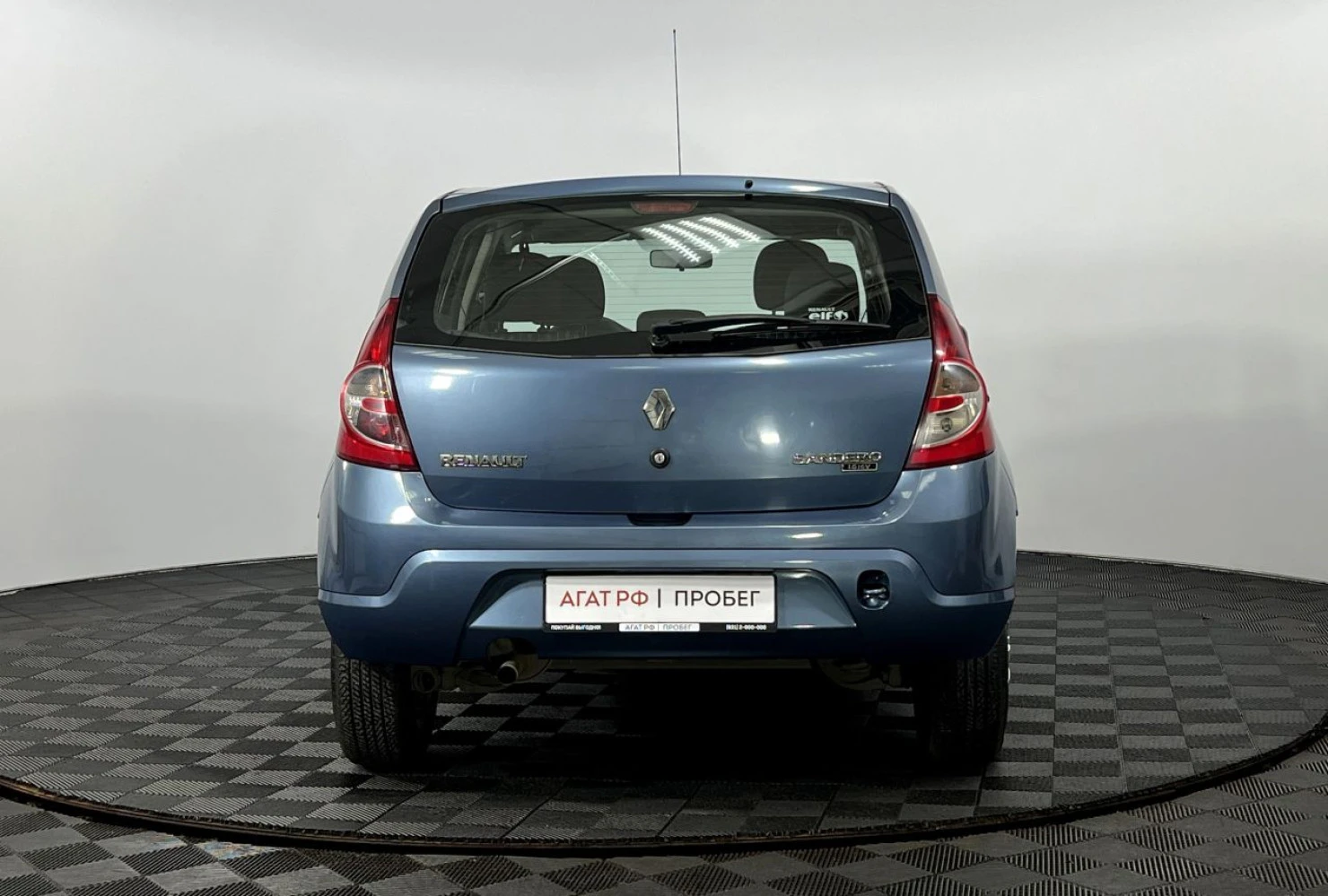 Renault Sandero, 2013