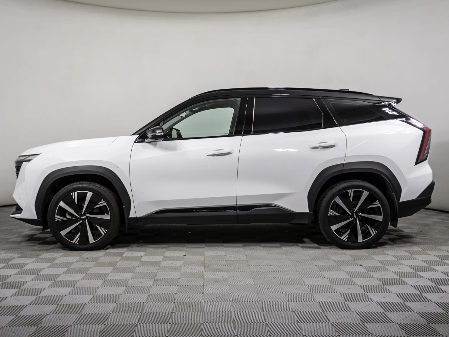 Geely Atlas, 2023