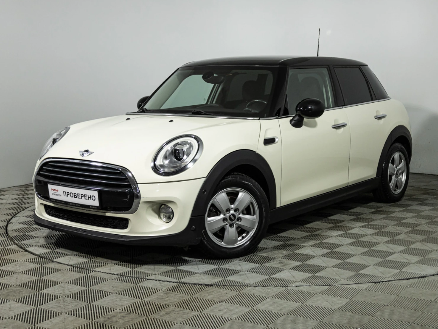 MINI Hatch, 2016