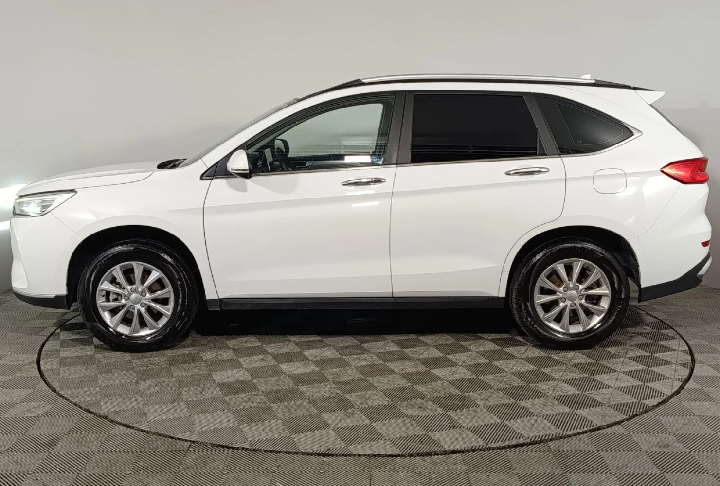 HAVAL M6, 2023