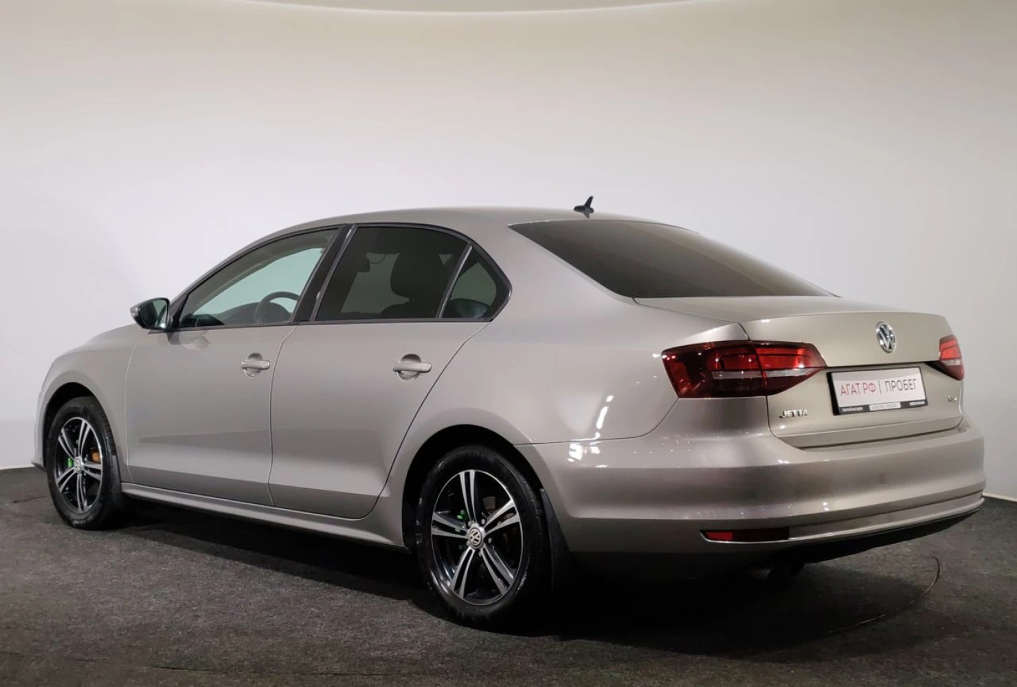Volkswagen Jetta, 2016