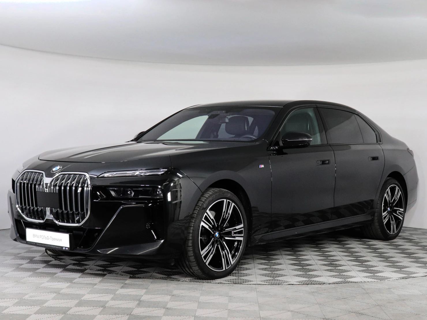 BMW 7 серии, 2022