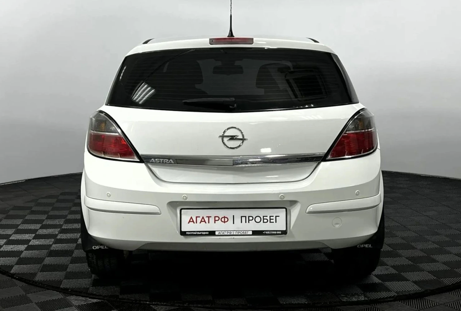 Opel Astra, 2012