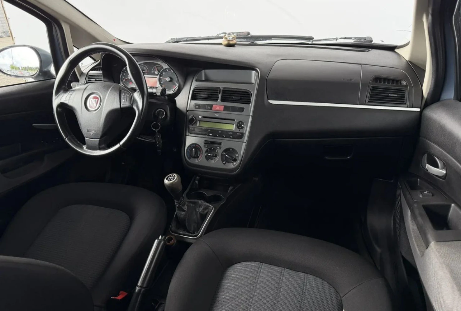 Fiat Linea, 2011