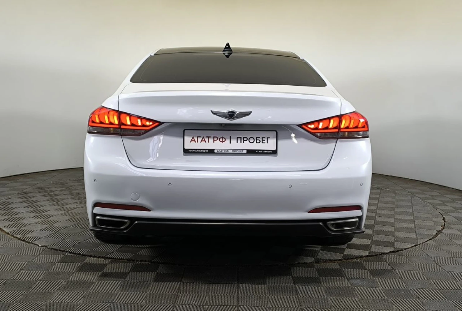 Hyundai Genesis, 2014