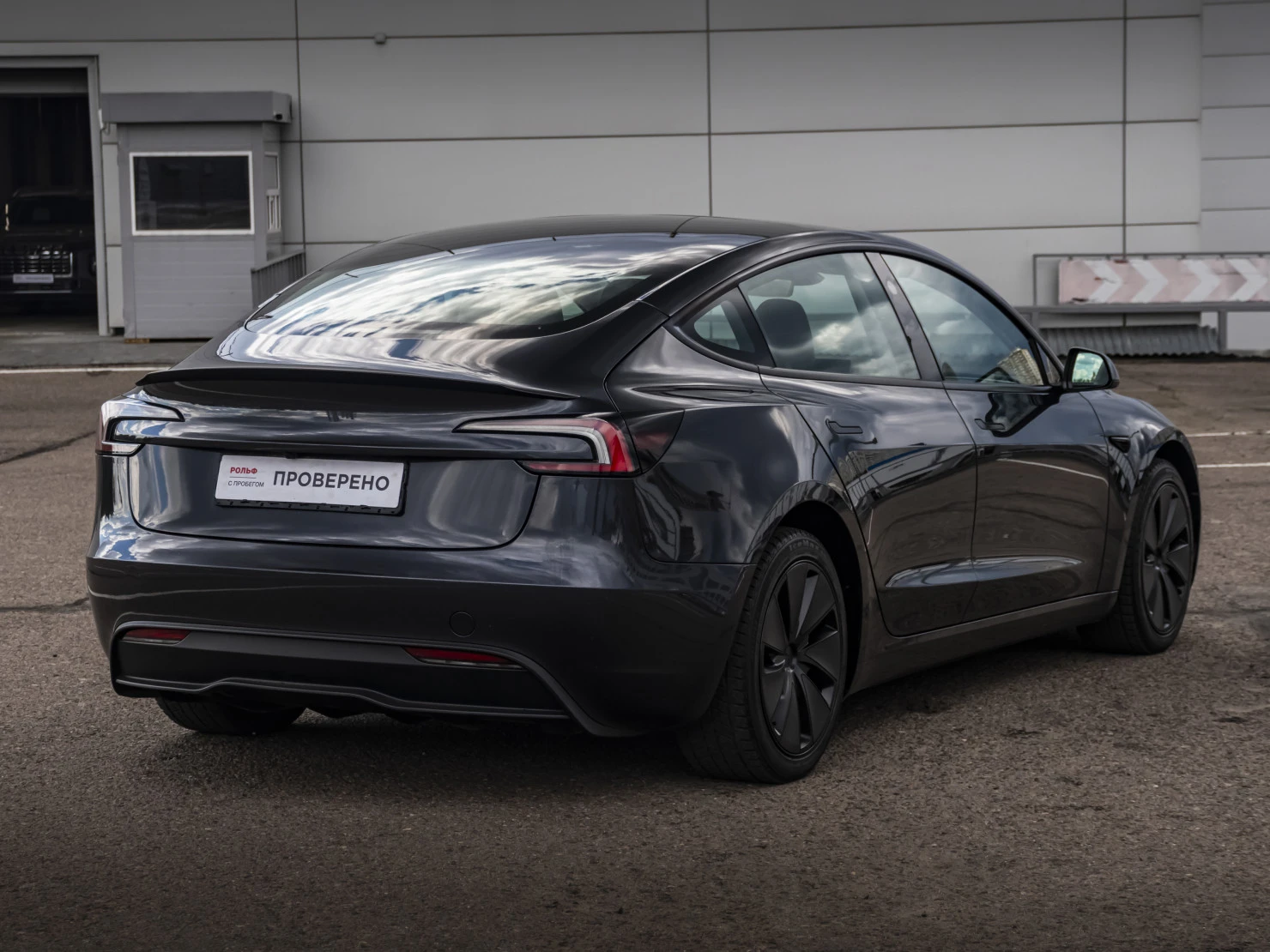 Tesla Model 3, 2025