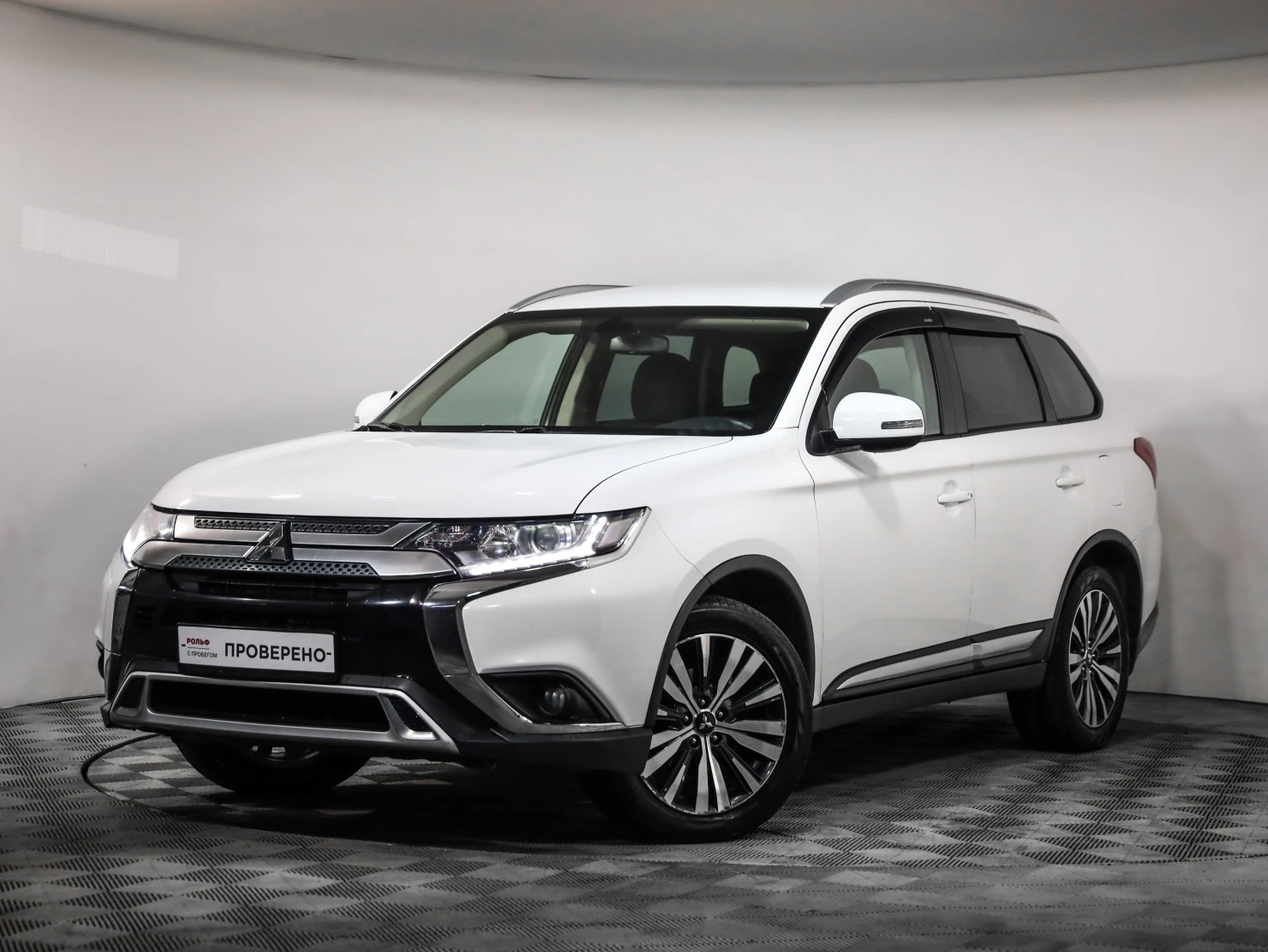 Mitsubishi OUTLANDER, 2019