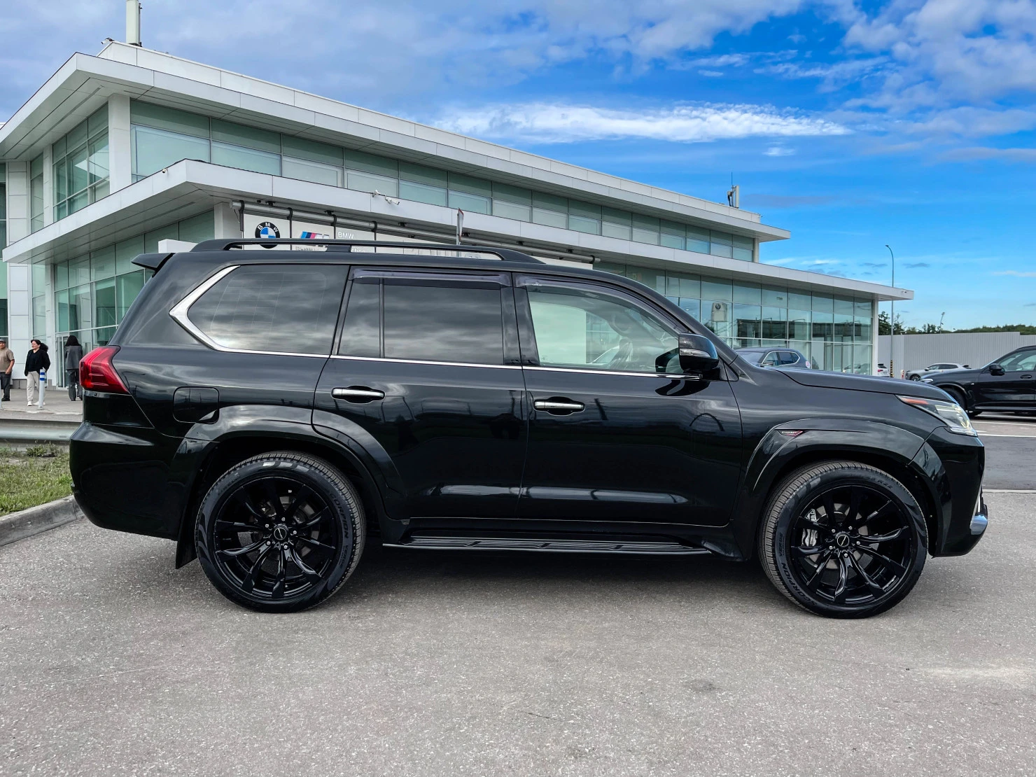 Lexus LX, 2020