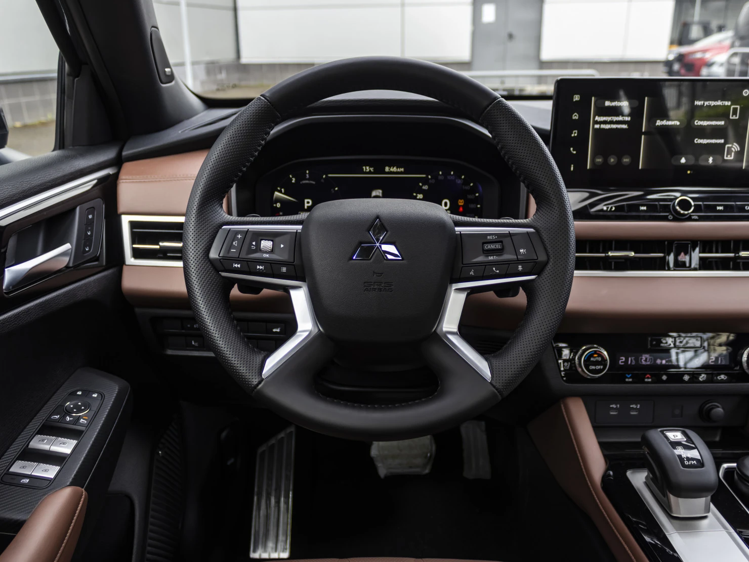 Mitsubishi OUTLANDER, 2025
