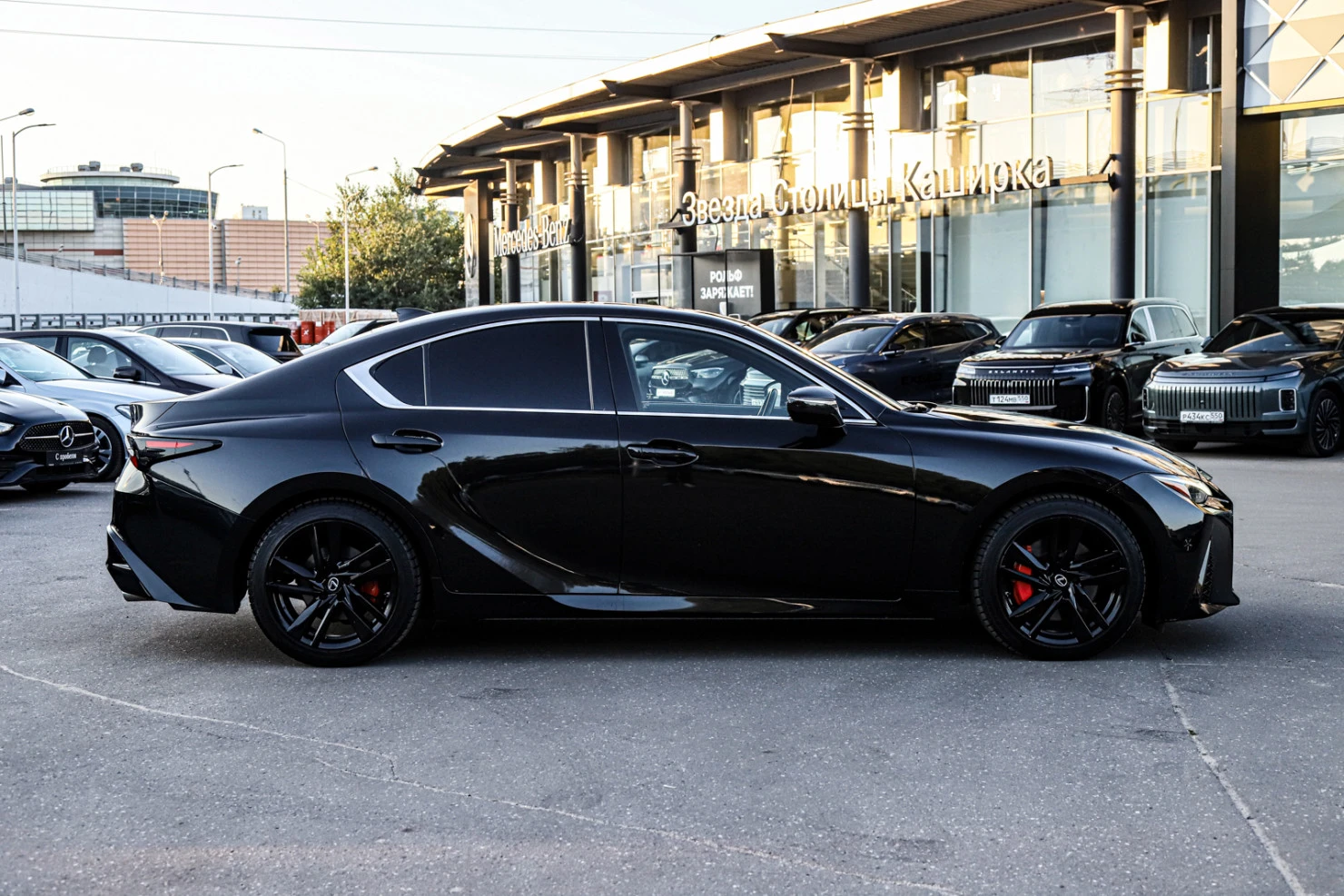 Lexus IS, 2021