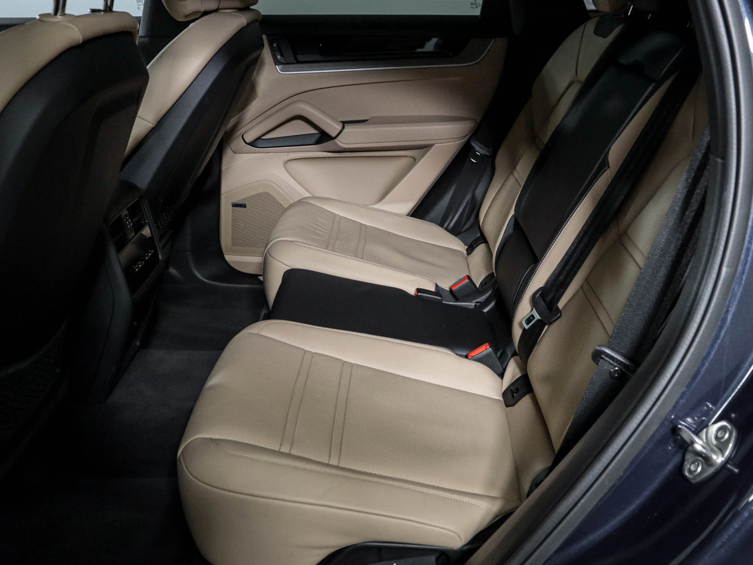 Porsche Cayenne, 2023