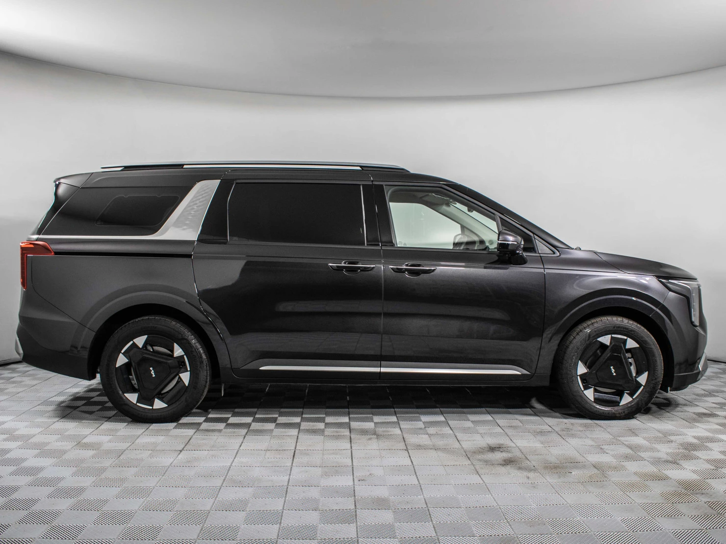 Kia Carnival, 2025