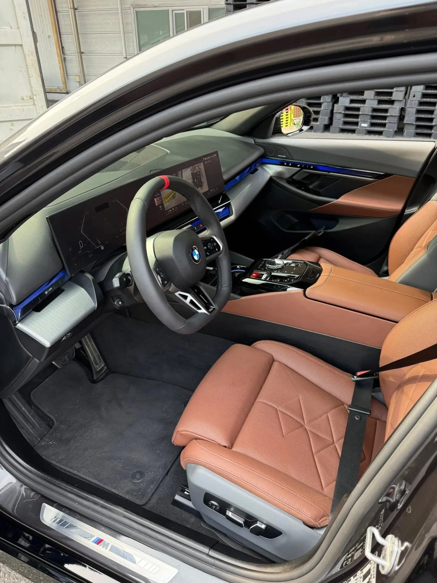 BMW 5 серии, 2025