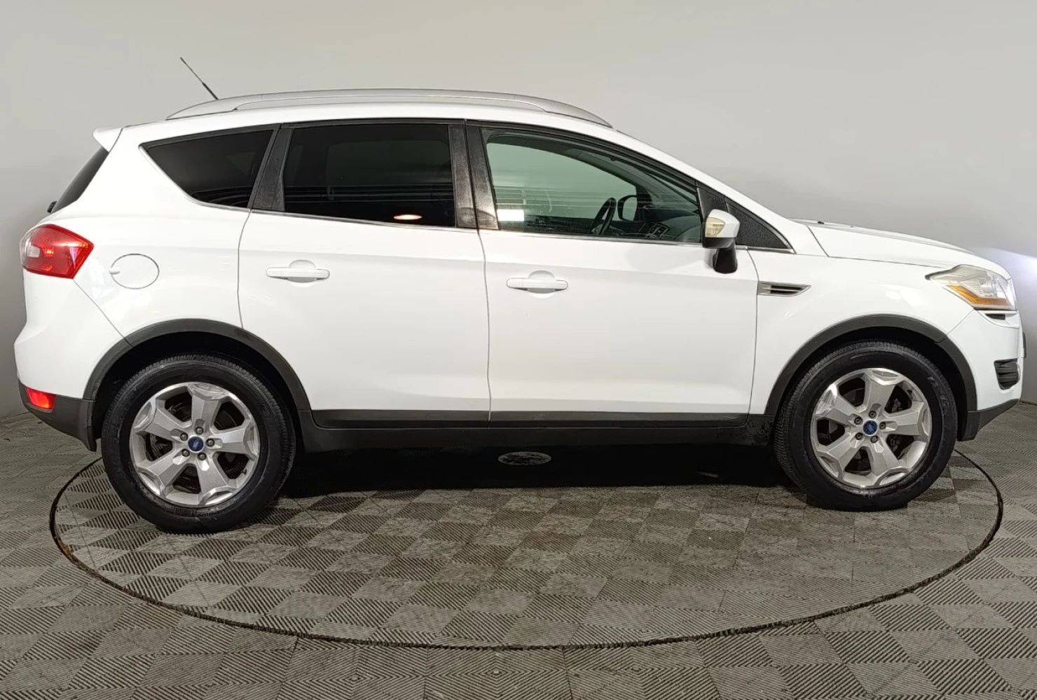 Ford KUGA, 2011