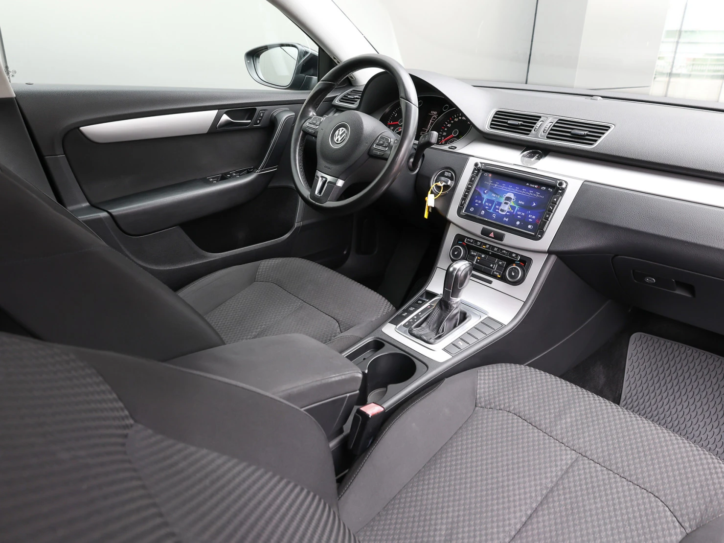 Volkswagen Passat, 2011