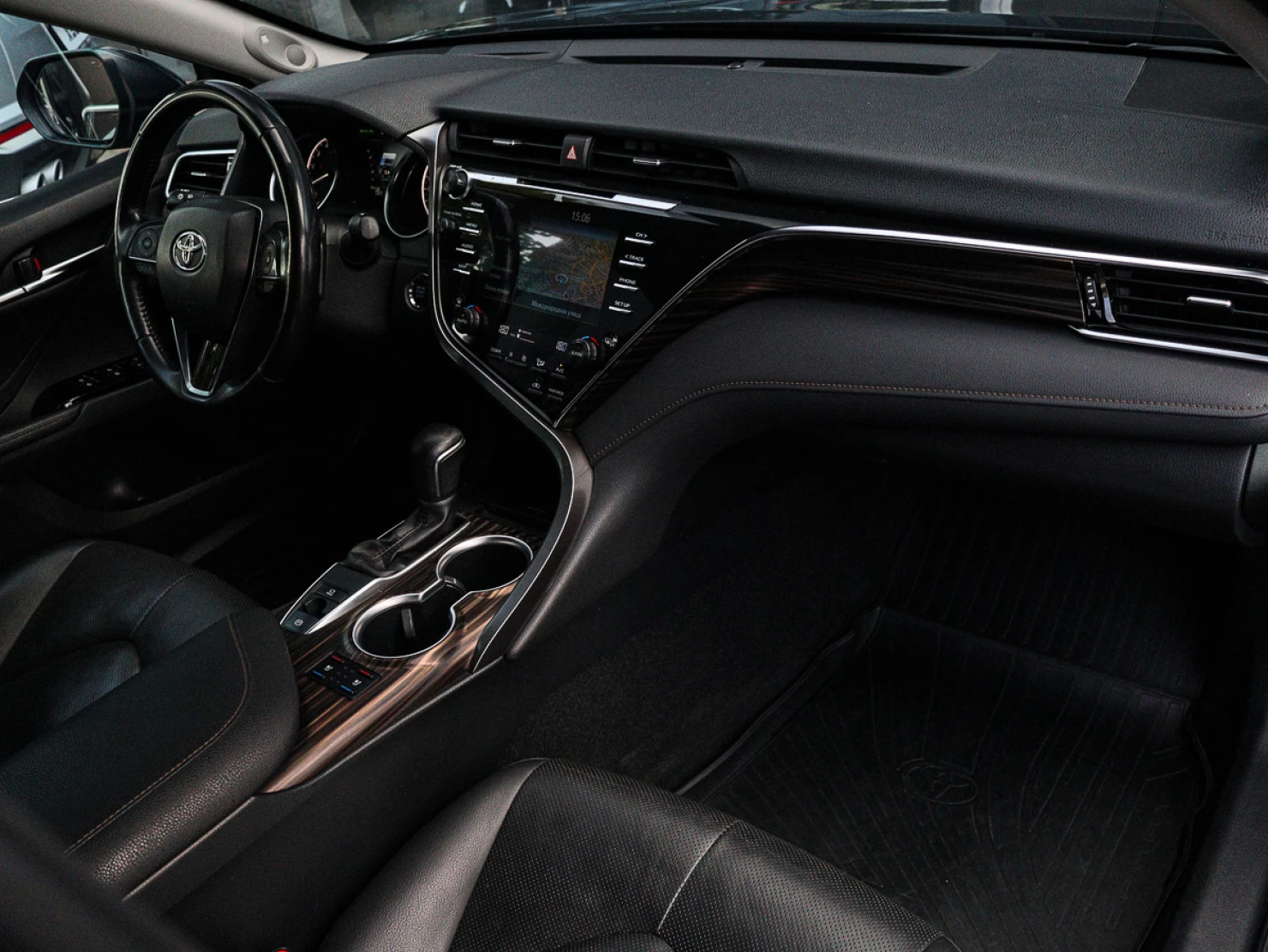 Toyota Camry, 2019
