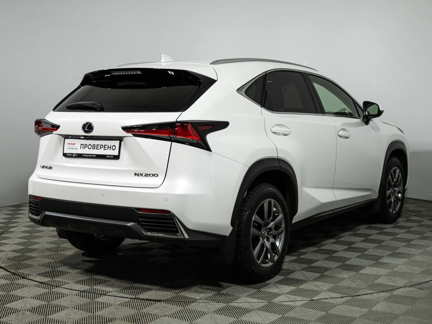 Lexus NX, 2018