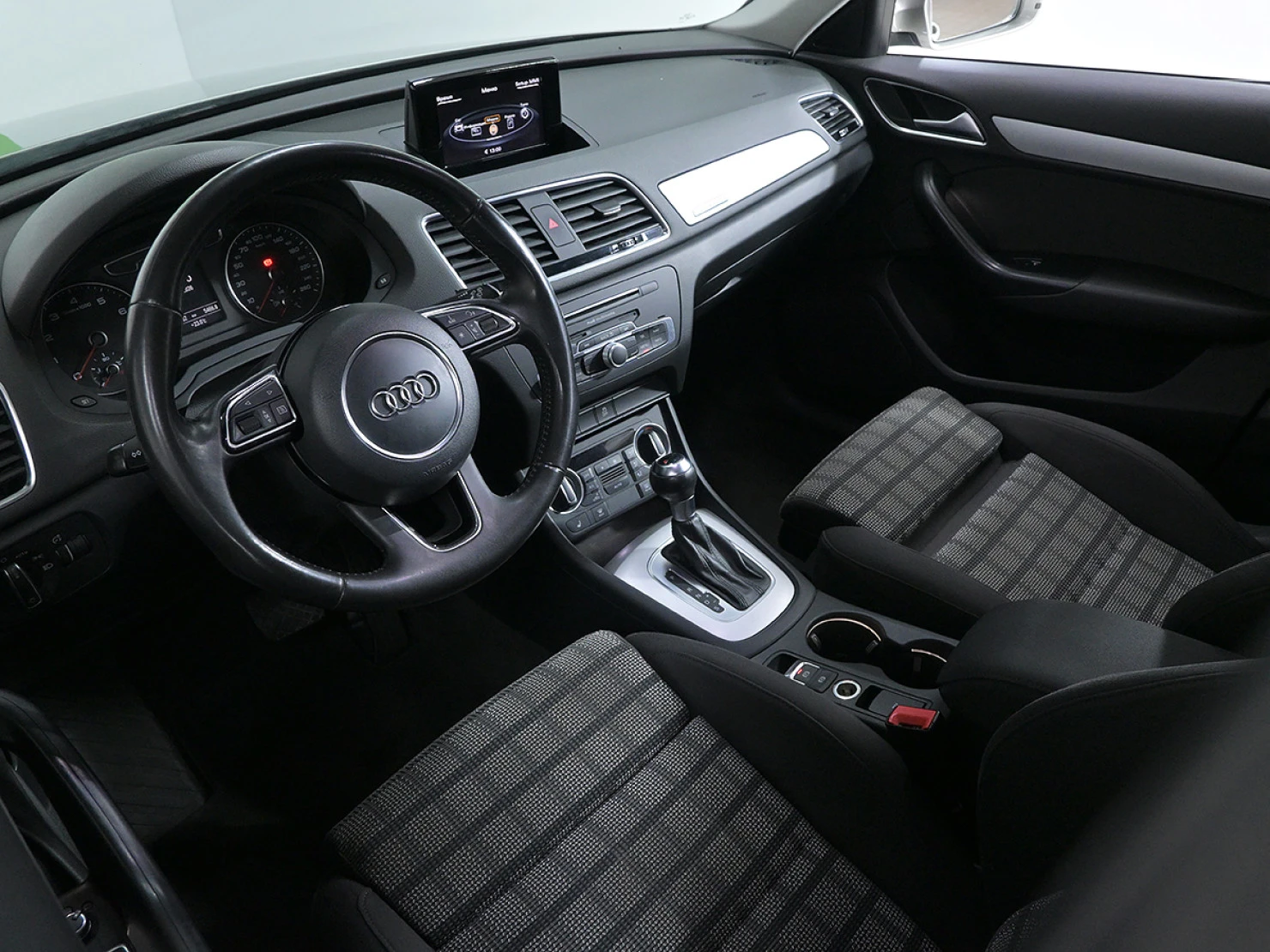 Audi Q3, 2015