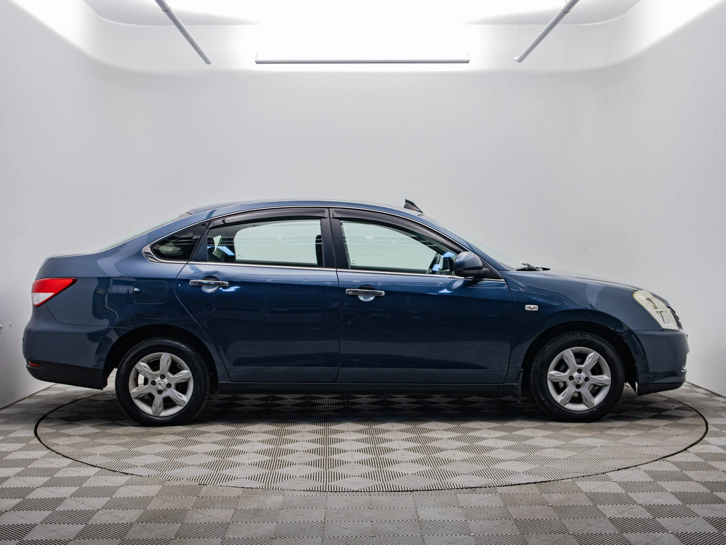 Nissan Almera, 2013
