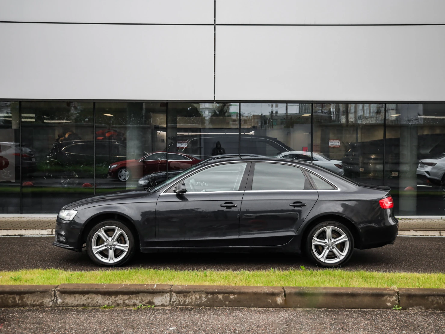Audi A4, 2013
