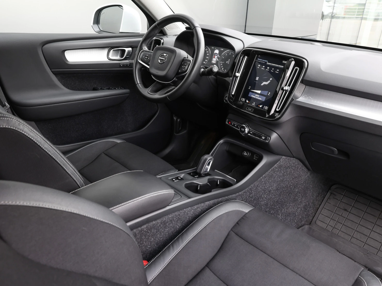 Volvo XC40, 2019