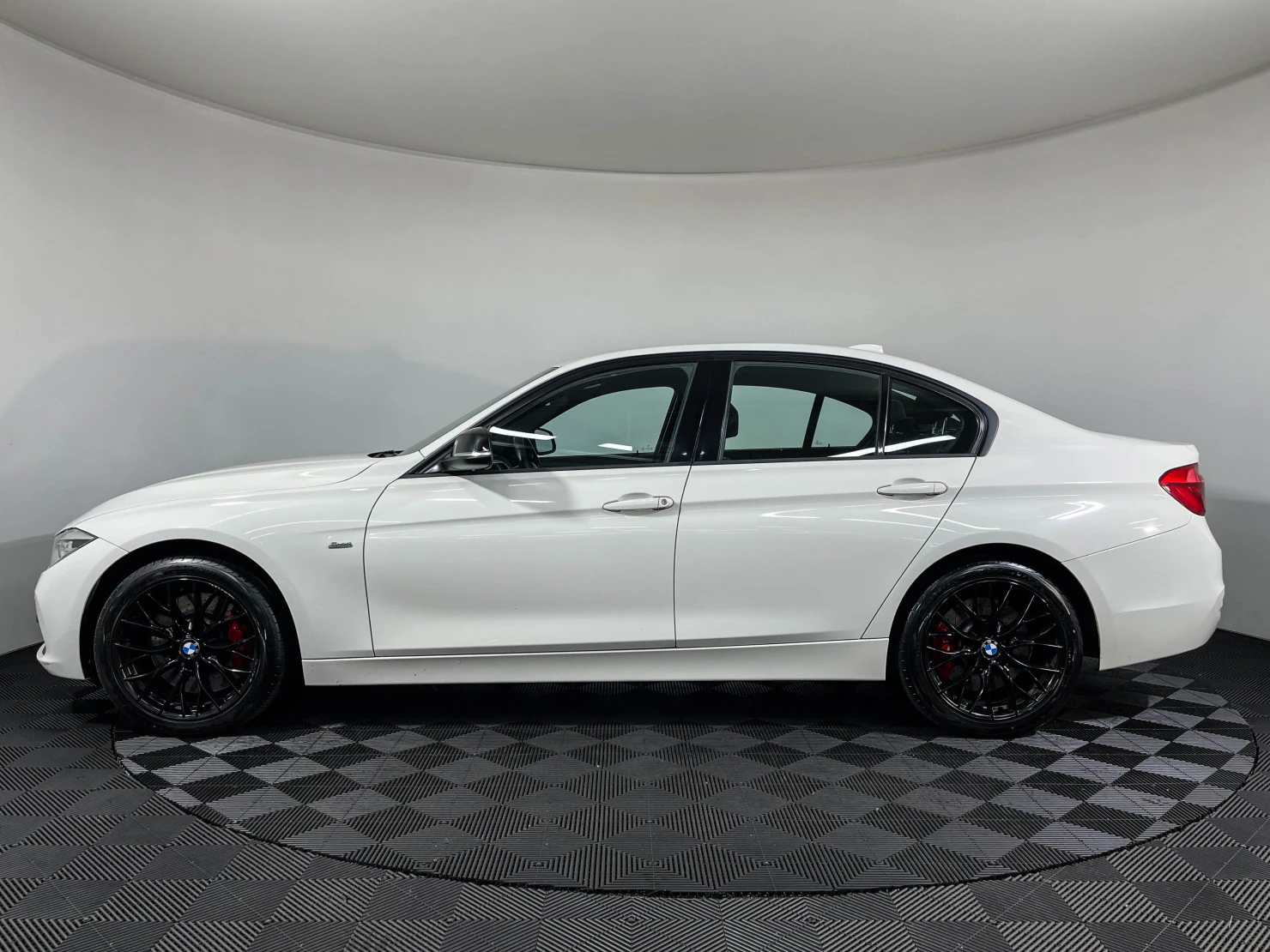 BMW 3 серии, 2015