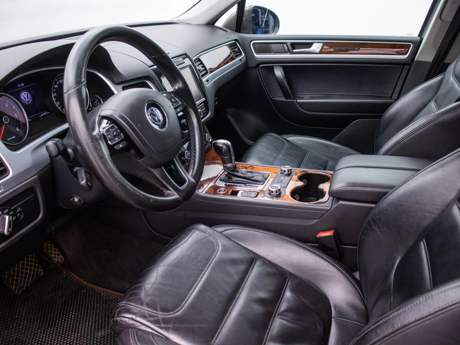Volkswagen Touareg, 2011