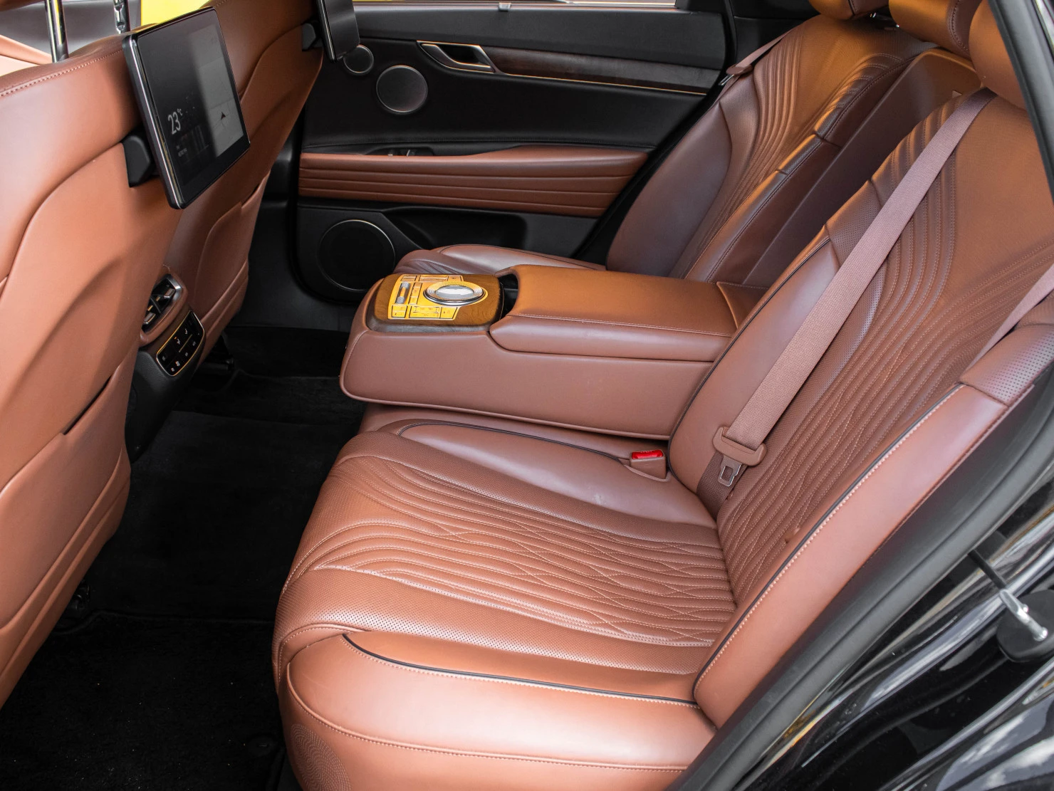 Genesis G80, 2021
