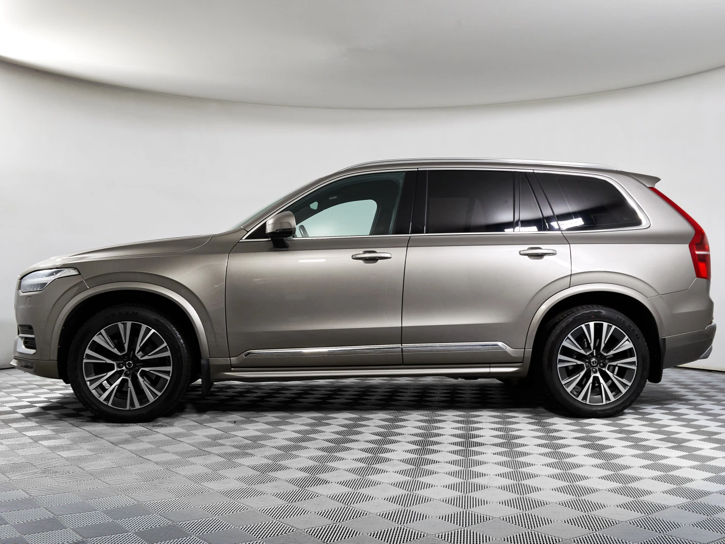 Volvo XC90, 2020