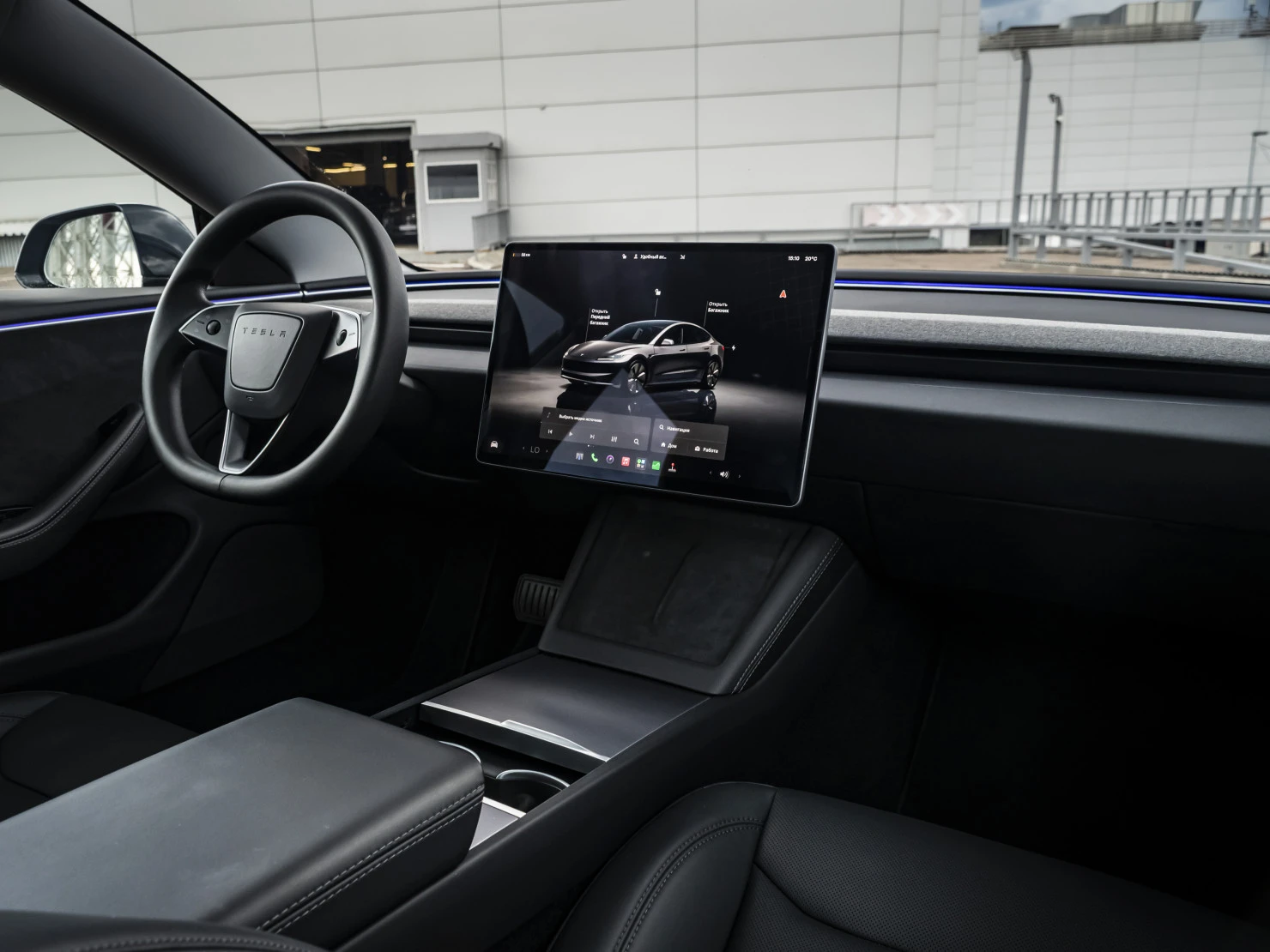 Tesla Model 3, 2025