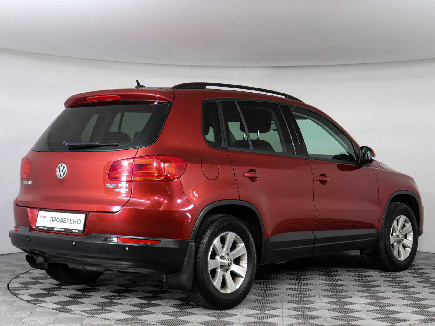 Volkswagen Tiguan, 2012