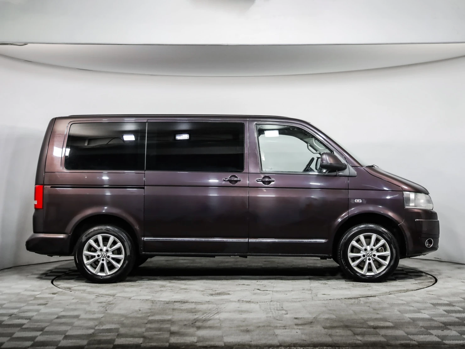 Volkswagen Multivan, 2011