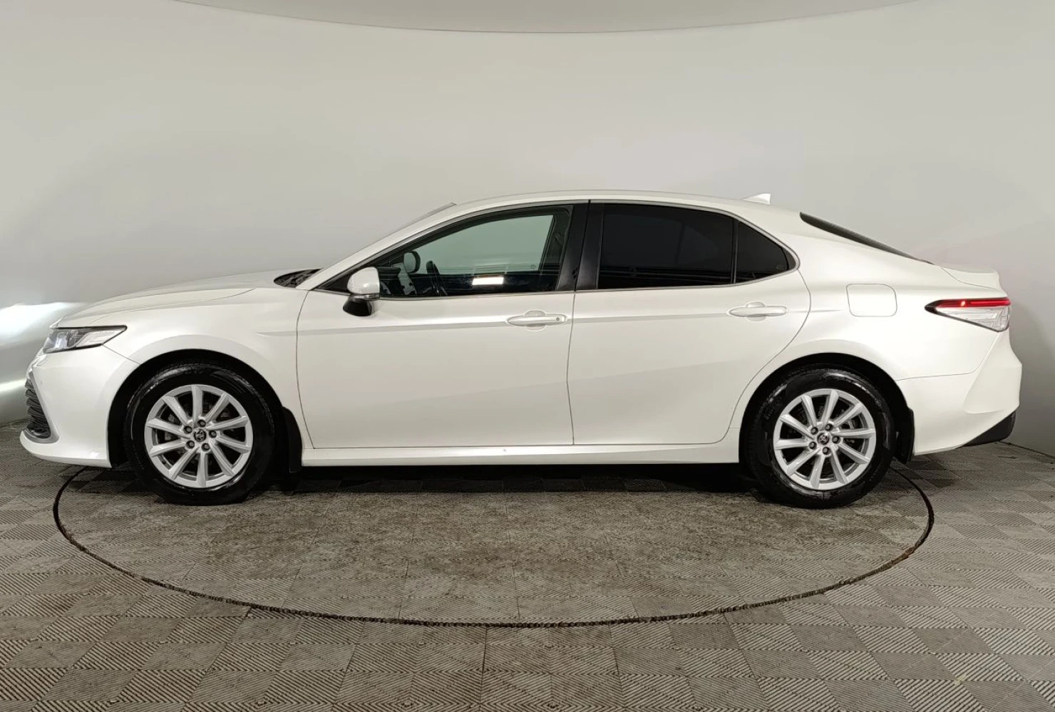 Toyota Camry, 2022