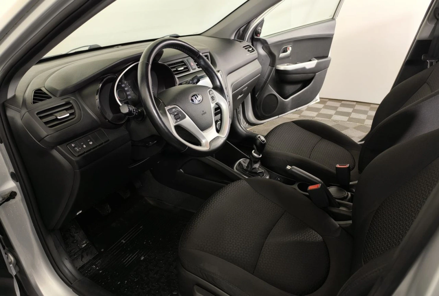 Kia Rio, 2015