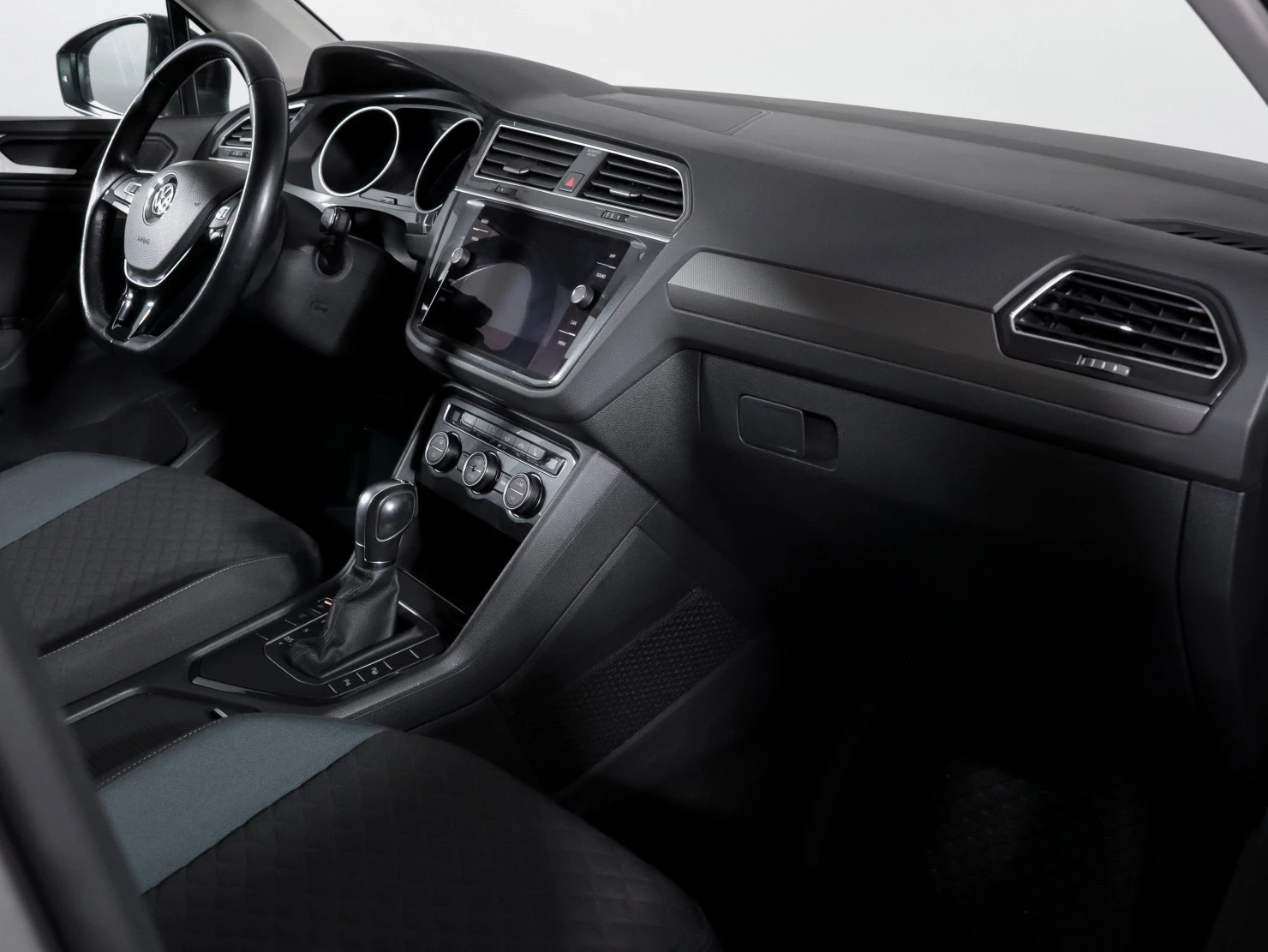Volkswagen Tiguan, 2019